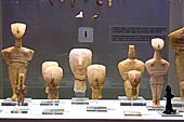 Figurine of the Cycladic type, female figurine of the canonical type. Archanes Fourni, Early Bronze Age, probably 2300   2100 BC. Archaeological Museum of Heraklion, case 18.